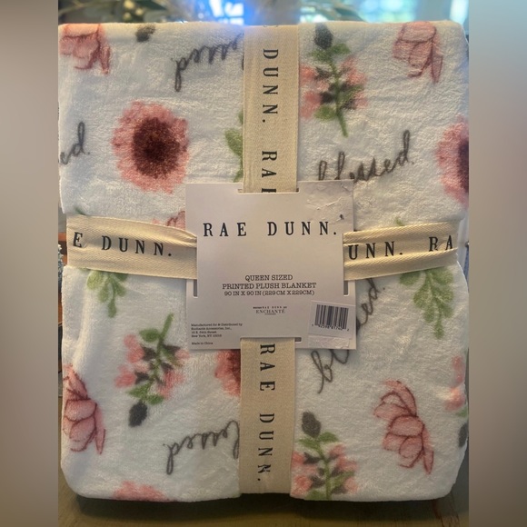 Rae Dunn Queen BLESSED plush Blanket - SUPER SOFT. Vibrant floral design! - Picture 2 of 6